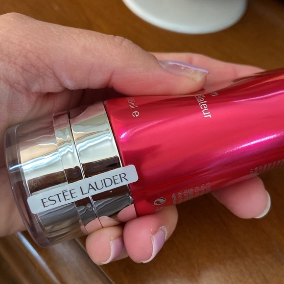 Estée Lauder Nutritious radiant energy 2-in-1 cleansing foam 125ml - Picture 3 of 4